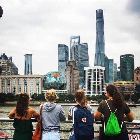Unsere SCHULWÄRTS!-Truppe am Bund