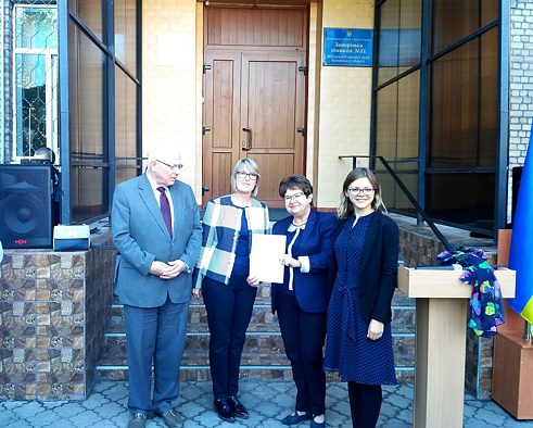 Aufnahme neuer Schule in Saporischja