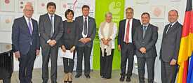 (From left to right) Max Maldacker (German Consul General in Lyon), Ugo Ciarlatani (First Counsellor of the Italian Embassy in Paris), Anna Pastore (director of the Italian Cultural Institute of Lyon), Joachim Umlauf (director of the Goethe-Institut Lyon and Marseille), Susanne Höhn (director of the Goethe-Institut Brussels and the region of Southwestern Europe), Denis Broliquier (mayor of the second district in Lyon), Alberto Bertoni (Italian Consul General Lyon), Giuseppe Pastorelli (Counsellor of the Italian Foreign Office)