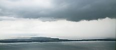 Regenfront_über_der_Müritz