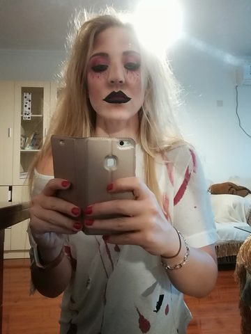 Halloween mit meiner Nachbarin Ana und Mitpraktikantin Anuschka