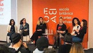Paneldiskussion „Women in the Industry“, v.l.n.r: Sol Sanchez, Juliana Montes, Ricarda Messner, Caia Hagel, Isabella Rodolfo, Marina Pecoraro. 