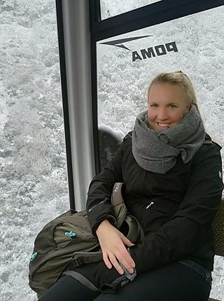 In der Seilbahn Richtung Westpeak