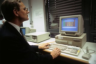 The BSI was established long before there was any real public awareness of Internet threats: a BSI staffer at work in 1992. 