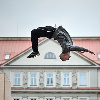How about physically interacting with a historical building? Could heritage parkour be a new form of cultural mediation?