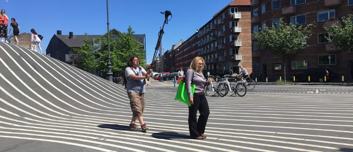 Szene aus dem Dokumentarfilm „Nomadic Identities – Wandering in the Freedom within itself “, mit der Künstlerin Nada Prlja, der am 7. Dezember 2018 auf dem CRIC-Festival zu sehen ist. | Foto: Kontrapunkt