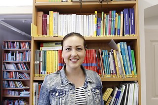 Die Österreichische/Deutsche Bibliothek versammelt Belletristik, Sach- und Fachliteratur aus Deutschland, Österreich und der Schweiz.