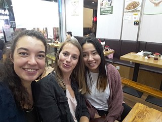 „Can I take a picture, please?“