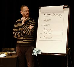 Christopher A. Williams au novembre 2018 lors d'une répétition avec l'Ensemble Supermusique à Montréal