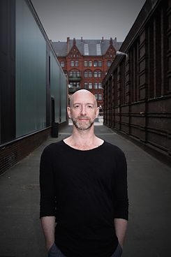 Porträt von Christopher Roman