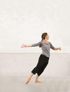 Megan Bascom während einer Tanzperformance