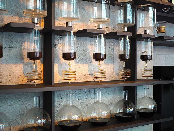 Cold drip coffee (one drop per second)