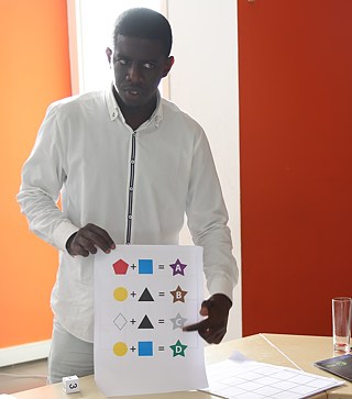 Adou Sow during a Workshop in Dakar © © Stéphanie Nikolaidis Adou Sow during a Workshop in Dakar