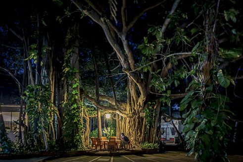 Evening atmosphere in the Center Guesthouse