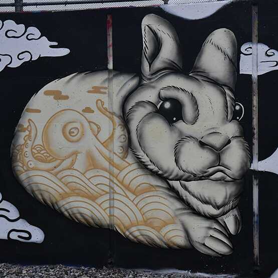 Wandbild von Golden Rabbit Silent Monkey