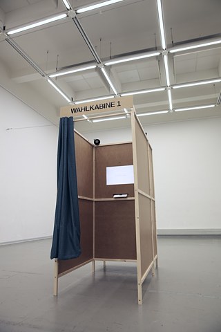 En la cabina de votación se escanea la fisionomía del elector. 