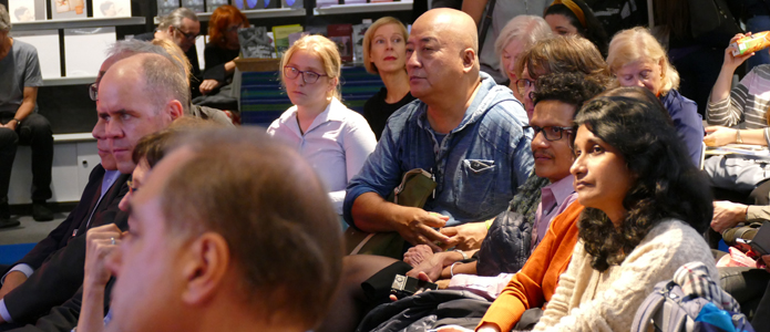 Bücher und Menschen