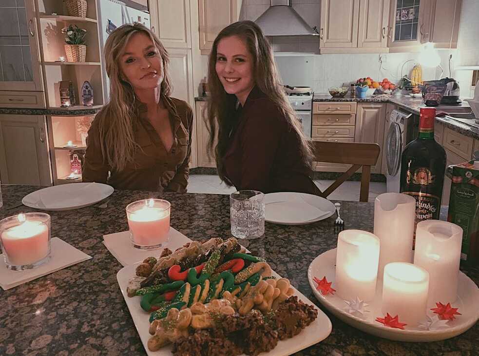 Weihnachtsessen mit Rula