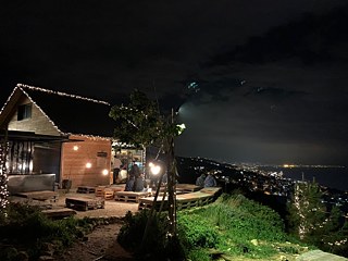 Das Haven (The Cabin) Café