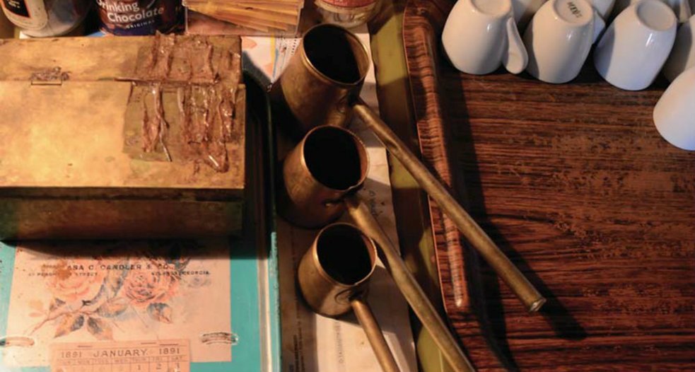 Τα σύνεργα του καφετζή.