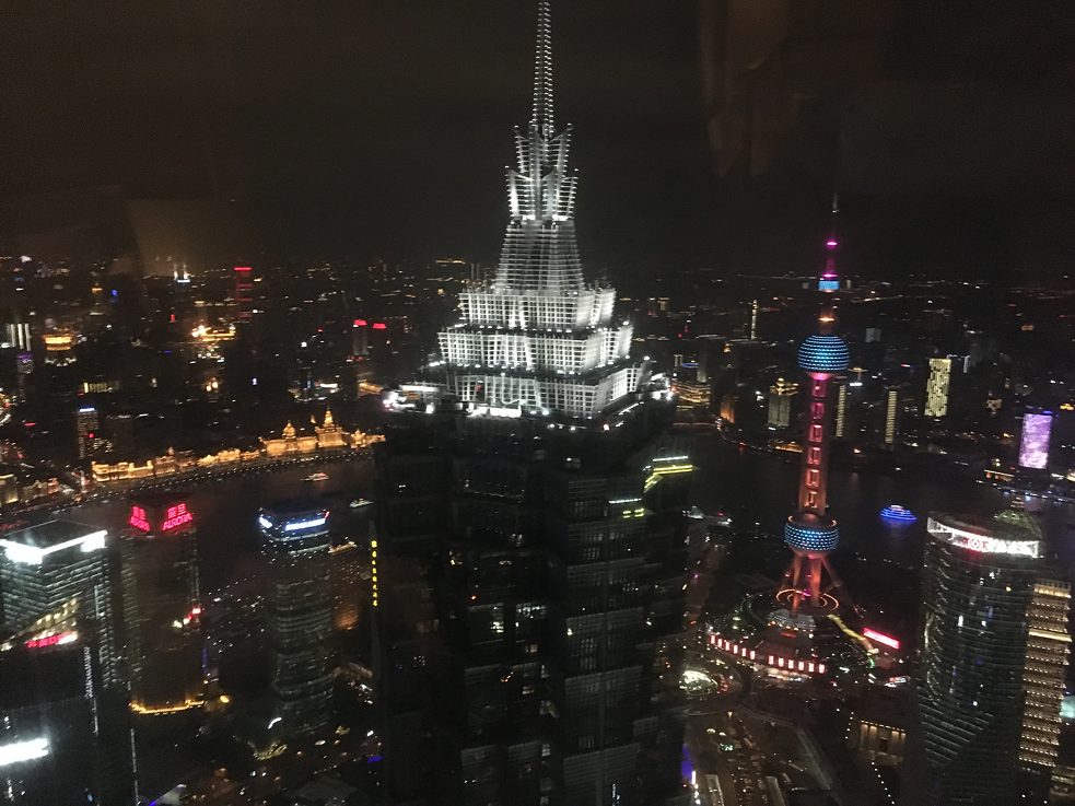 Der umwerfende Ausblick aus dem 91. Stockwerk des Flaschenöffners