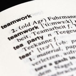 Ngjajshmëri jovetëm në vokabular. 