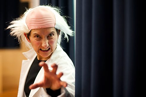 2018 | "Chica en apuros" de Anne Lepper