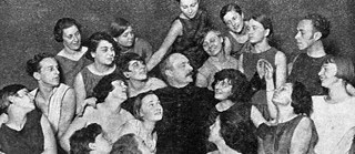Rudolf von Laban amongst his pupils (ca. 1929)