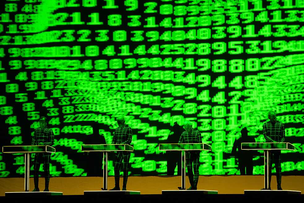 Kraftwerk en un concierto en el Estadio Olímpico de Berlín en septiembre de 2018.