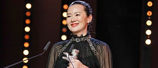 „Сребърна мечка“ за най-добра женска роля: Юн Мей за ролята ѝ в „So Long, My Son“ на Ван Сяошуай 