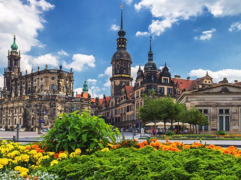 Hofkirche und Schloss