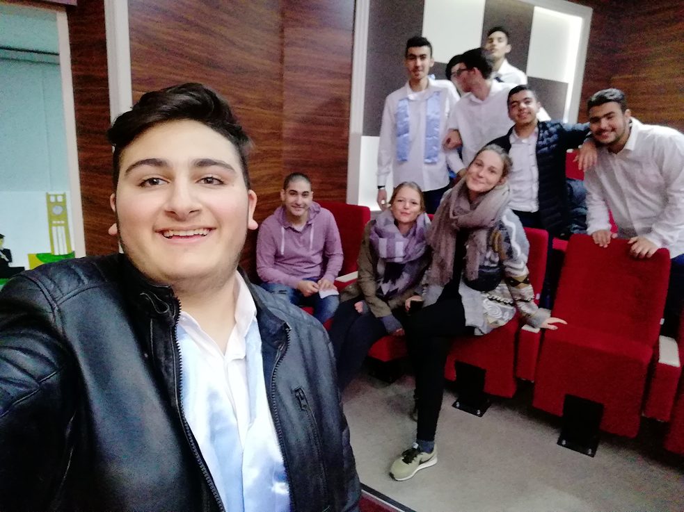 Selfie mit den Schülern