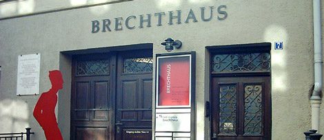 01_Augsburg_Brechthaus_2004_470x204.jpg