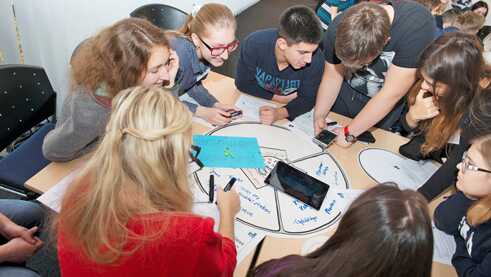 E-learning at the STEM Academy of Ruhr University Bochum 