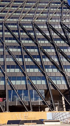 Traces of resistance 8