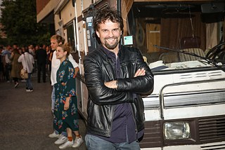 Režisér Hans Weingartner na premiéře svého filmu s krátkým názvem 303 