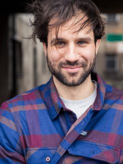 Takis Würger Headshot