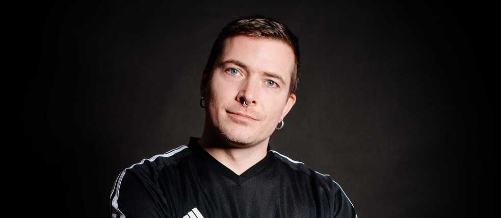 Franz Thiem // XVII 230x100