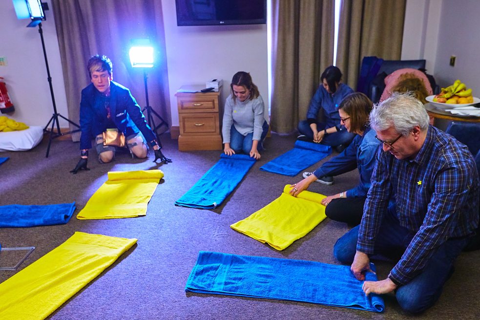 Folding Europe Towel Art Performance - interaction