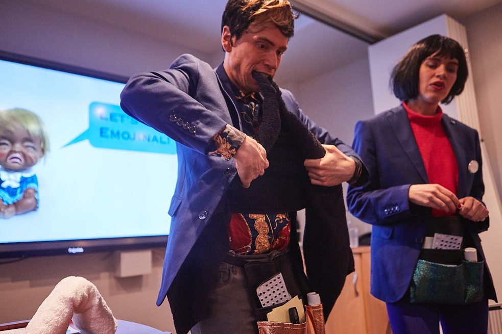 Folding Europe Towel Art Performance