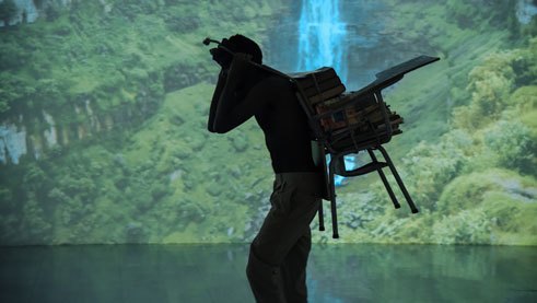 “The Carrier”: A performance by Jean Carlos Lucumi