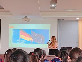Dritter Vortrag an der Suzhou Yangshan Experimental School