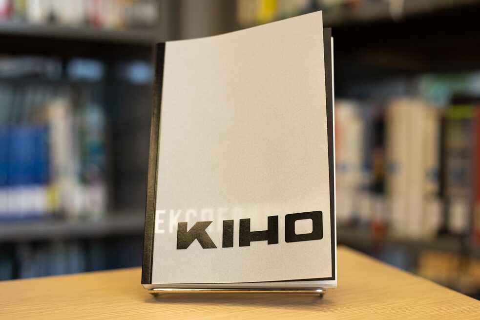 Kategorie „Textbuch“:<br> Reihe „Anthologie der ukrainischen Filmkritik“, Verlag: Nationales Olexandr-Dowschenko-Zentrum, Design: Nadia Kelm