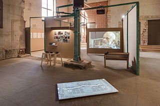 Parte della mostra <i>Freiheit zur Freiheit II</i>, 2018, Schloss Albrechtsberg, Heizhaus