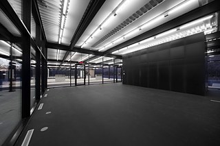 Station Service de Mies van der Rohe sur l'Ile des sœurs