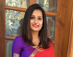 Varsha Bhide - profil