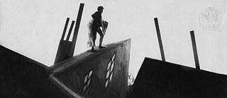 Kadr z filmu „Gabinet doktora Caligari“