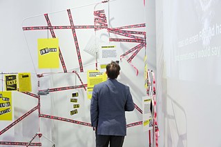 Vor der Snap-Barrikade