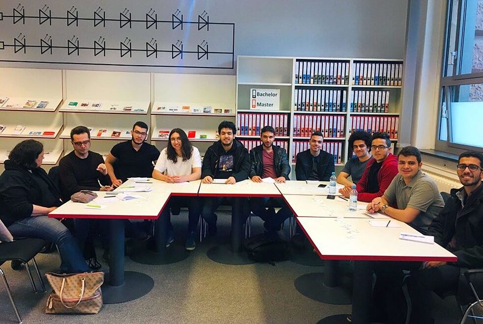 "أتيحت لنا خلال رحلتنا العلمية لبرلين فرصة التعرف على مركز التوجيه المهني بجامعة برلين التقنية المعني بدعم الطلاب من خلال المنح الدراسية وورش العمل وتوفير المعلومات حول التدريب ودراسة فصل دراسي بالخارج وغيرها"