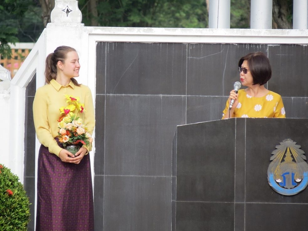 Meine Vorstellung bei der Morgenversammlung